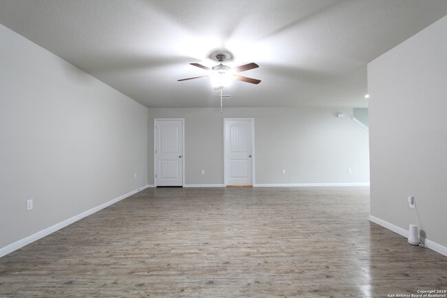 Building Photo - 10431 Legacy Hl