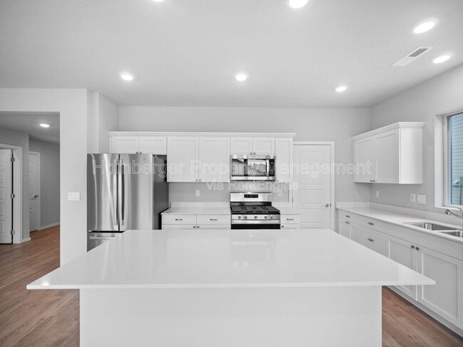 Building Photo - 5817 W Georgetown Ln