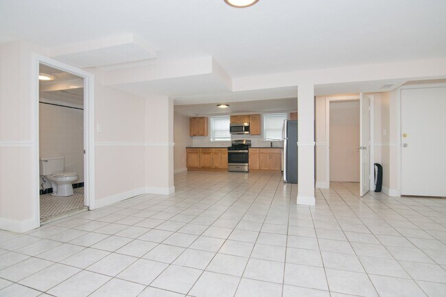 Building Photo - Beautiful 1 Bed Right in Brighton