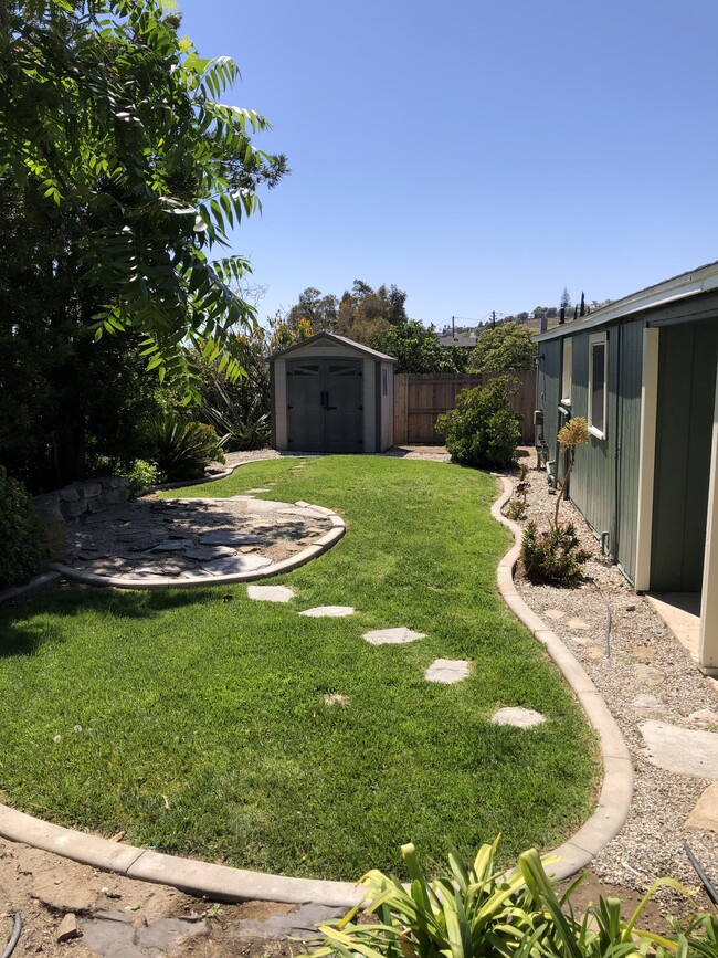 Building Photo - 721 1/2 Anacapa Drive