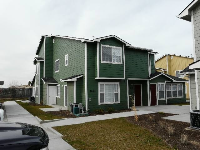 Building Photo - 1233 N Wildwood St