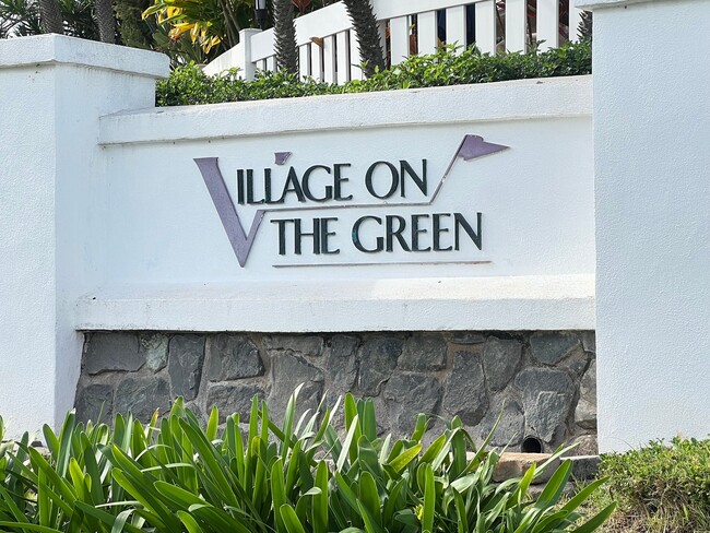 Photo - 94-690-690 Lumiauau St Townhome