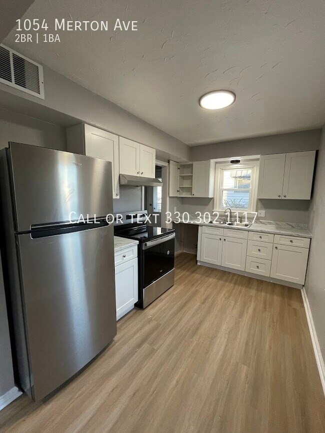 Foto del edificio - Two bedroom one bathroom single story home...