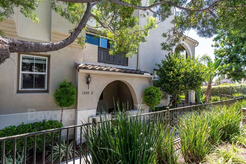 Primary Photo - 1280 Haglar Way
