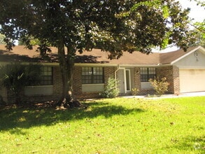 Building Photo - 2167 John Hart Cir