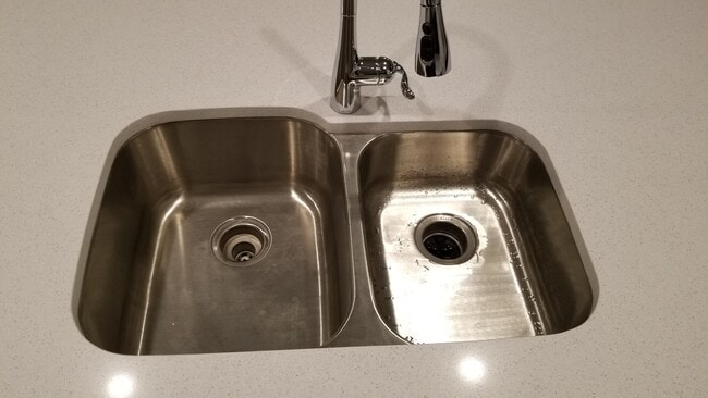 Foto del edificio - 1430 Darlington Ln