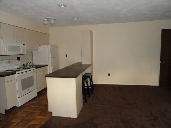 Foto del edificio - 17 Bickford Rd