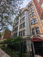 Building Photo - 5646 N Kenmore Ave
