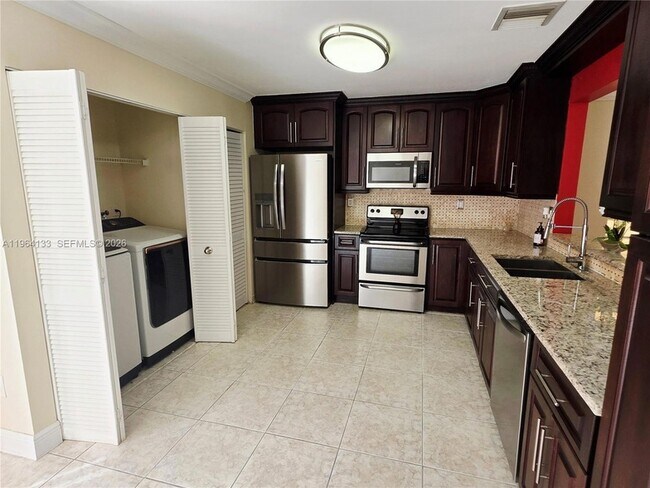 Foto del edificio - 15222 SW 111th St