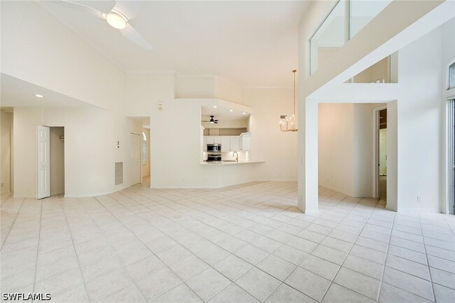 Building Photo - 1580 Clermont Dr