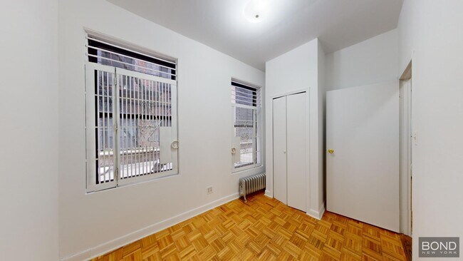 Foto del edificio - 369 Broome St