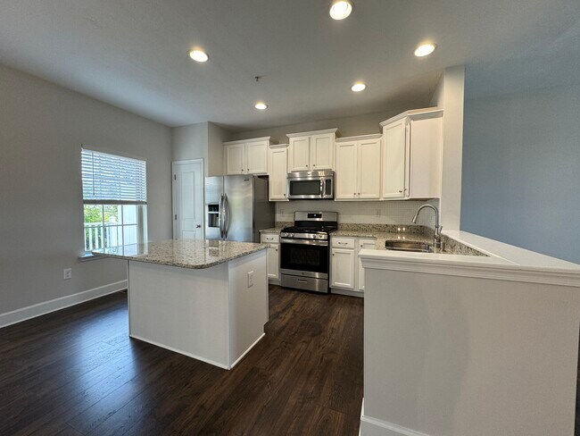 Building Photo - 130 Katelyn Dr