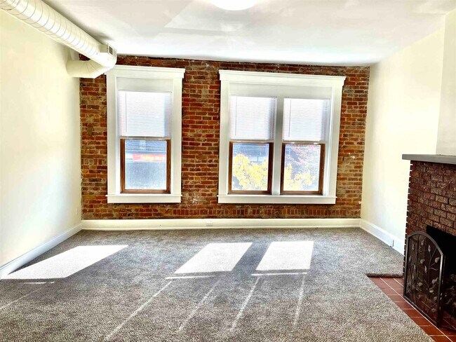 Foto del edificio - 307 Fairfield Ave