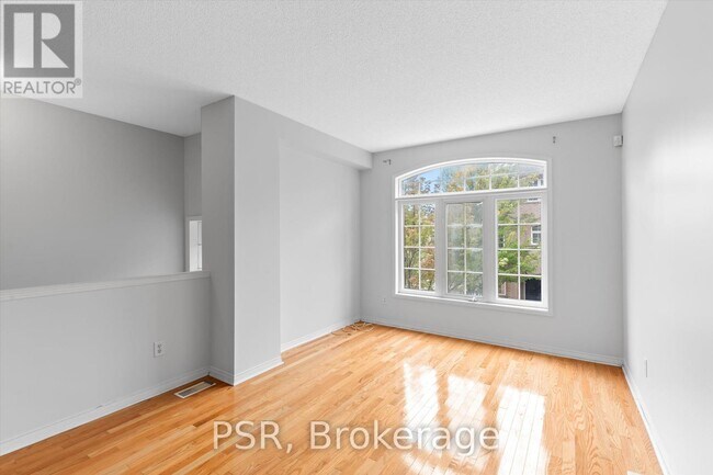 Building Photo - 7125 Chatham Ct