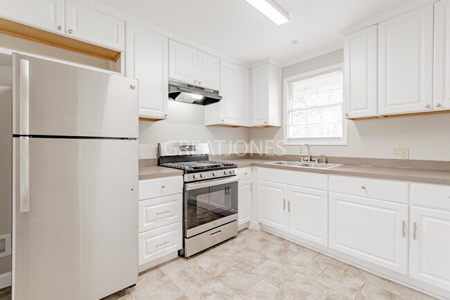Foto del edificio - 5916 Seabury St