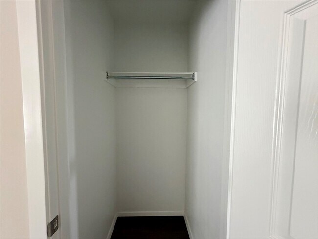 Building Photo - 2960 W McLaren Dr