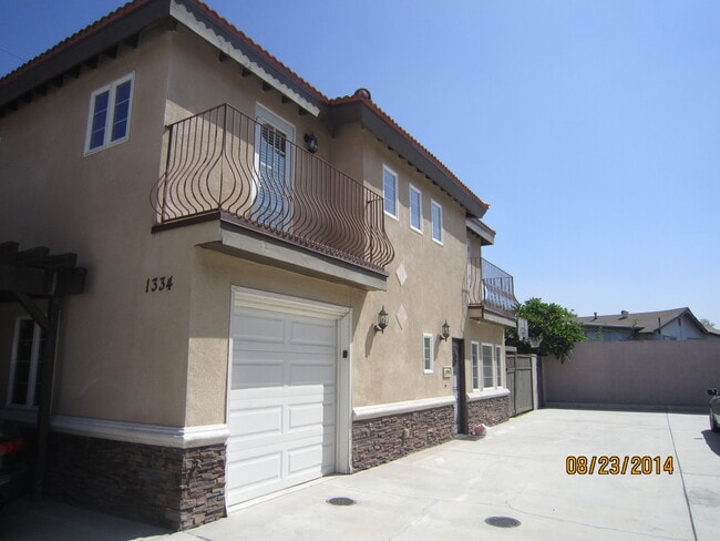 Building Photo - 1334 S Grand Ave