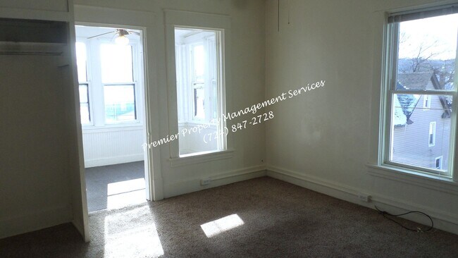 Foto del edificio - 331 W North St