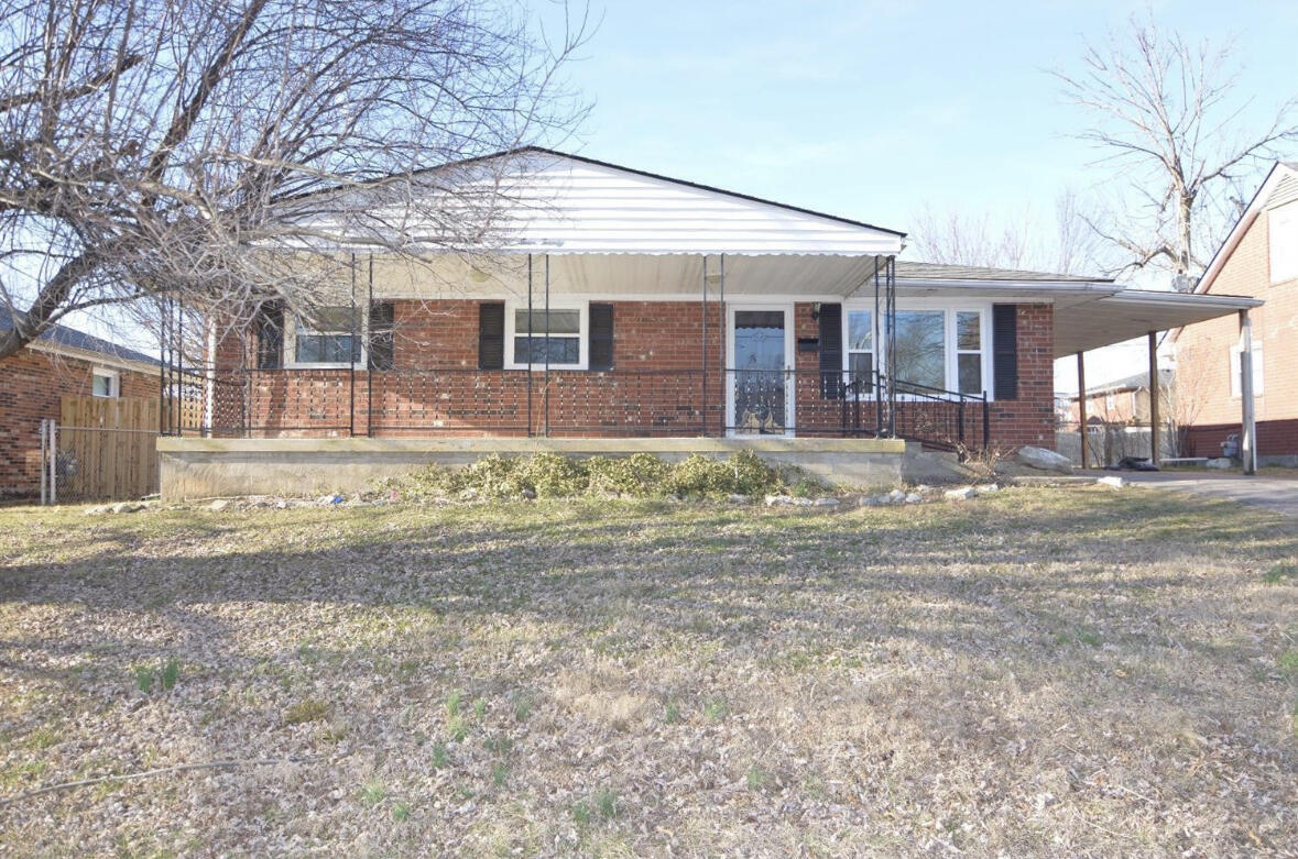 Primary Photo - 420 Hedgewood Dr
