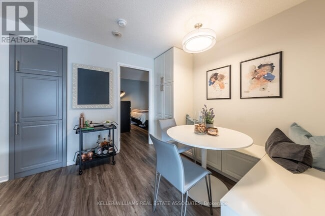 Building Photo - 75-475 Dalhousie St