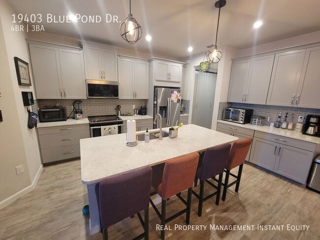 Building Photo - 19403 Blue Pond Dr
