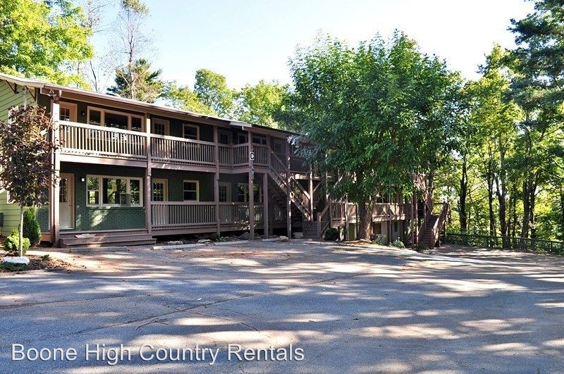 Primary Photo - 151 Summit Woods Dr