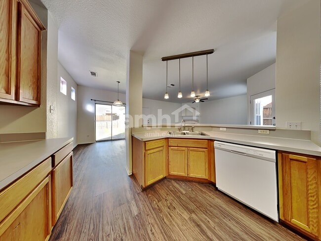 Building Photo - 5400 Redwater Ct