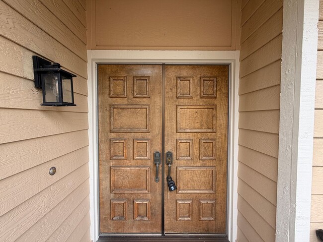 Building Photo - $4,600 | 4 Bed 2.5 Bath Available in Milpitas, CA!