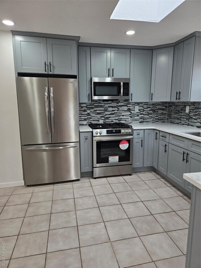 Foto del edificio - 25 Johnson Pl