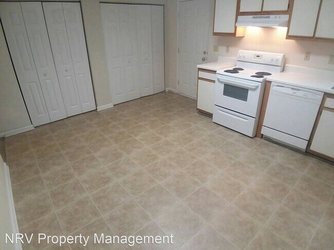 Building Photo - 4 br, 2 bath House - 347 Pheasant Run