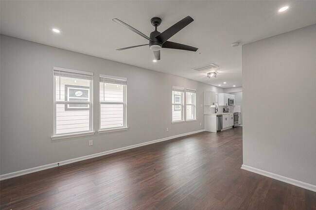 Foto del edificio - 3413 Simmons St