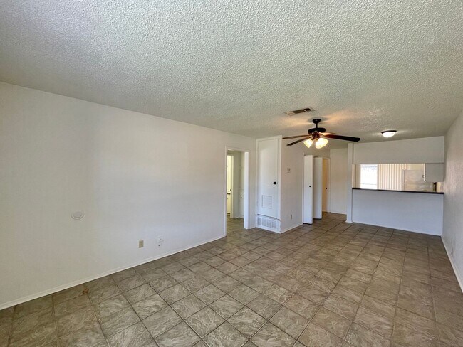 Building Photo - 2216 Silverway