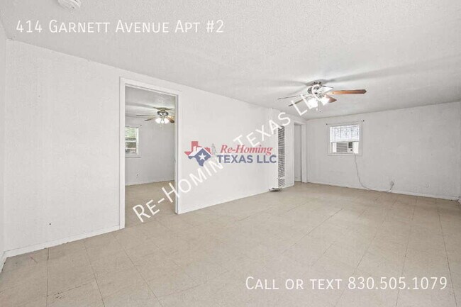 Foto del edificio - 414 Garnett Ave