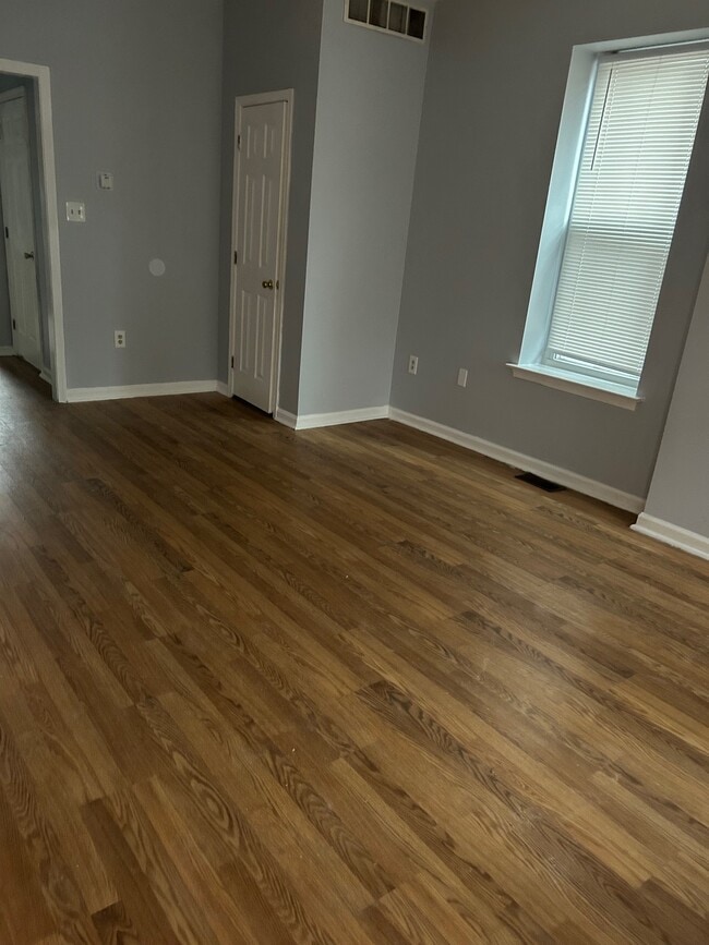 Foto del edificio - 1122 W 6th St