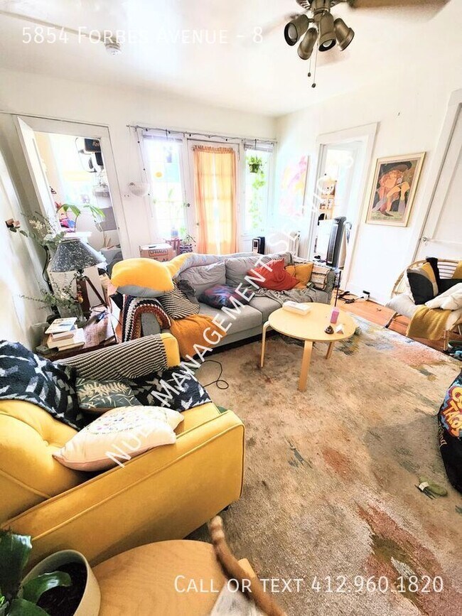 Foto del edificio - 5854 Forbes Ave