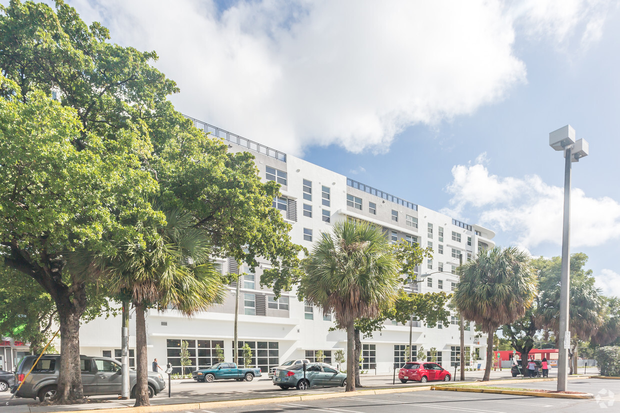 Building Photo - Allapattah Trace Apartments