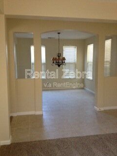 Building Photo - 626 Peachcrest Dr