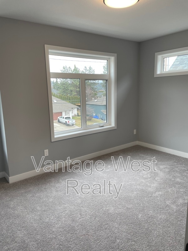 Building Photo - 1435-1435 Cara Gln Ct