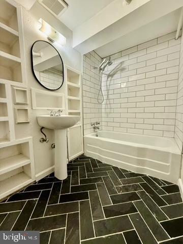 Building Photo - 920 Boucher Ave