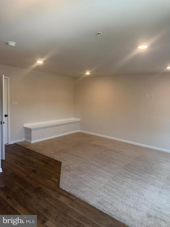 Foto del edificio - 6504 Bullrush Ct