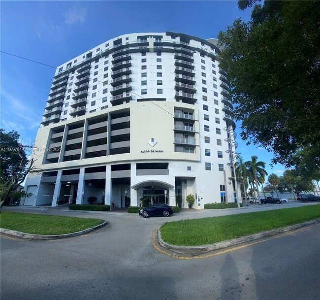 Building Photo - 1 Glen Royal Pkwy