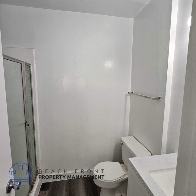 Foto del edificio - 912 E. La Palma Dr.