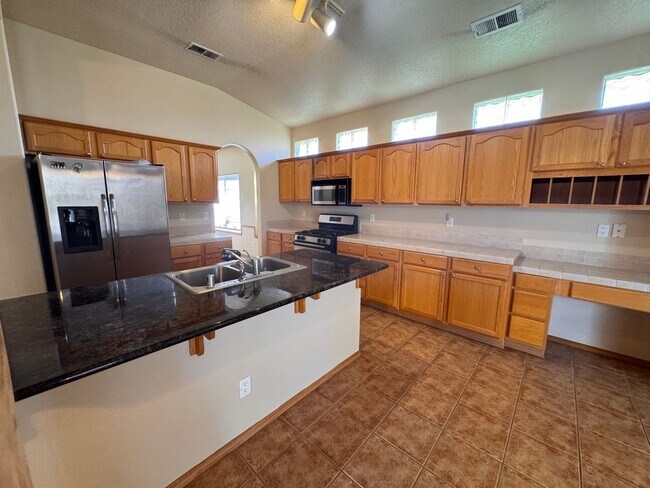 Foto del edificio - 5596 Timberfalls Rd NW