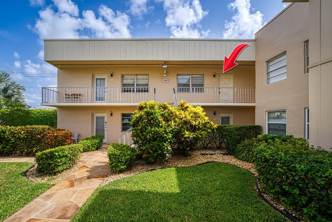 Building Photo - 314 Normandy Ln