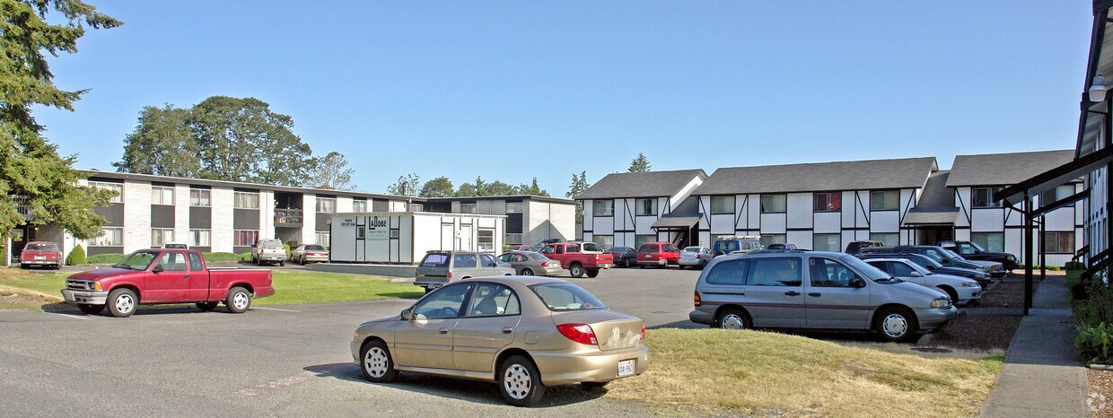 Primary Photo - LaDobe Apartments