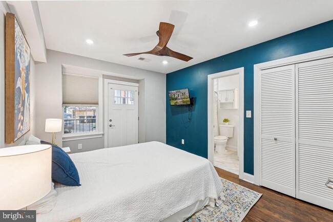 Foto del edificio - 718 Jackson St NE