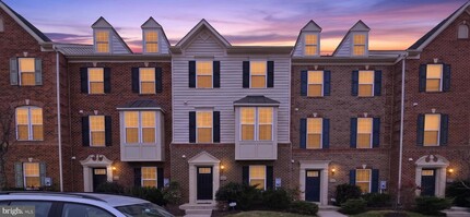 Building Photo - 5363 S Center Dr