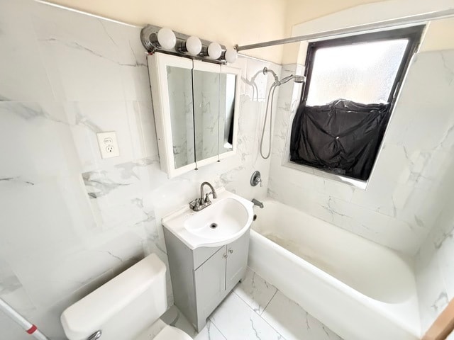 Building Photo - 6436 N Hamilton Ave