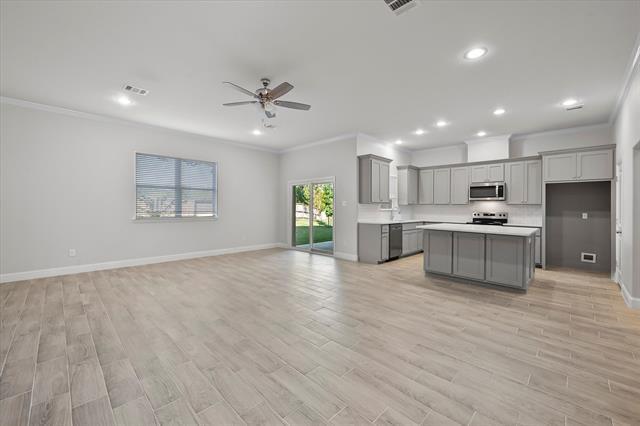 Foto del edificio - 2221 W Arkansas Ln