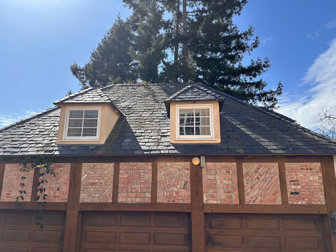 Foto principal - 149 Beechwood Dr